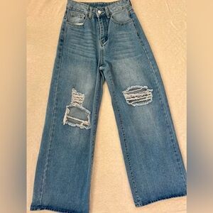 Women’s Distressed Wide Legged Blue Jeans